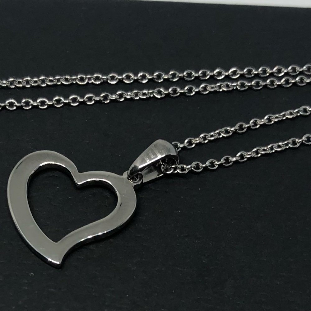 New “Mother” Heart Necklace